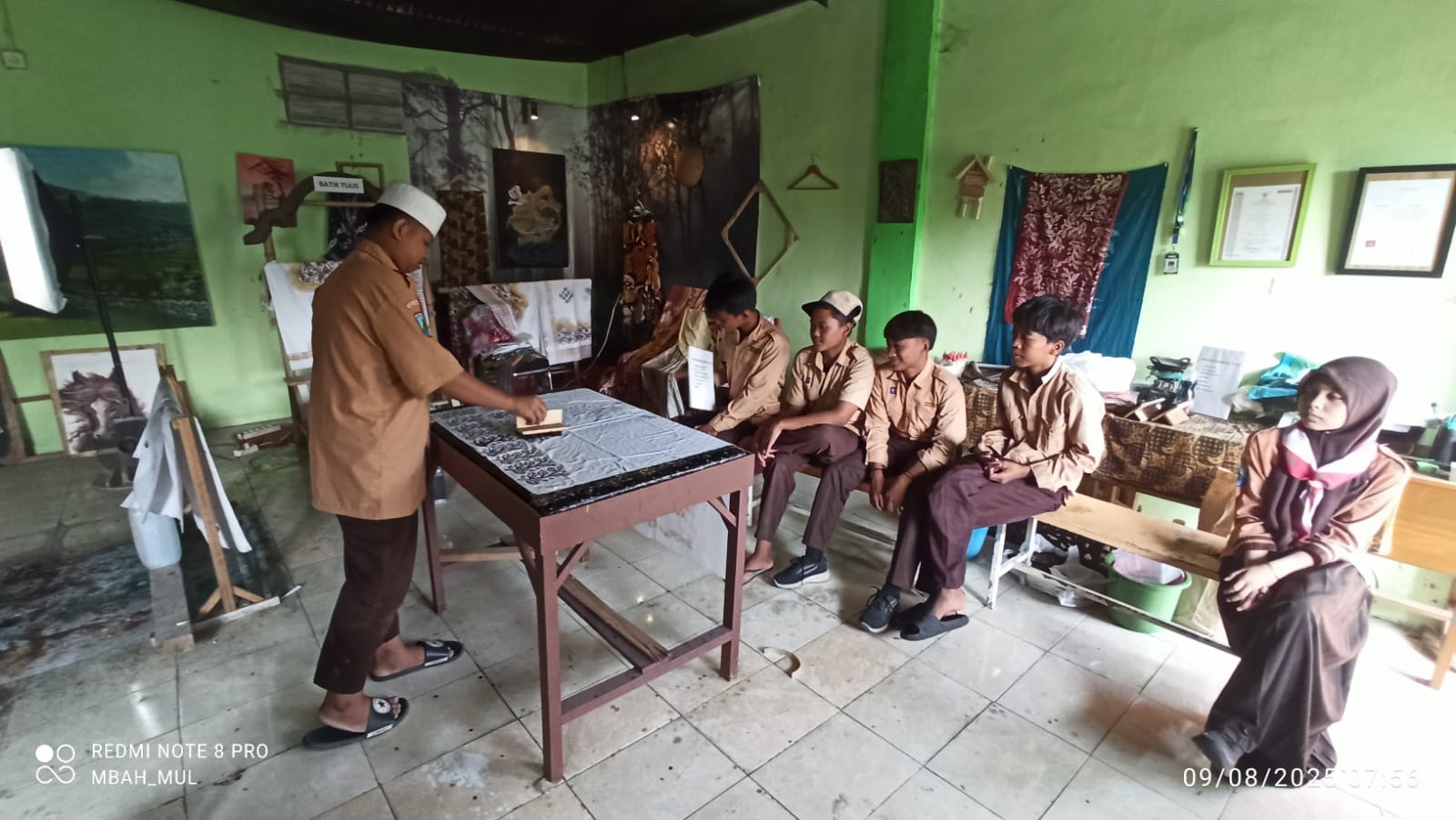 WhatsApp Image 2025-10-30 at 08.53.02 (2) WhatsApp Image 2025-10-30 at 08.53.02 (2)