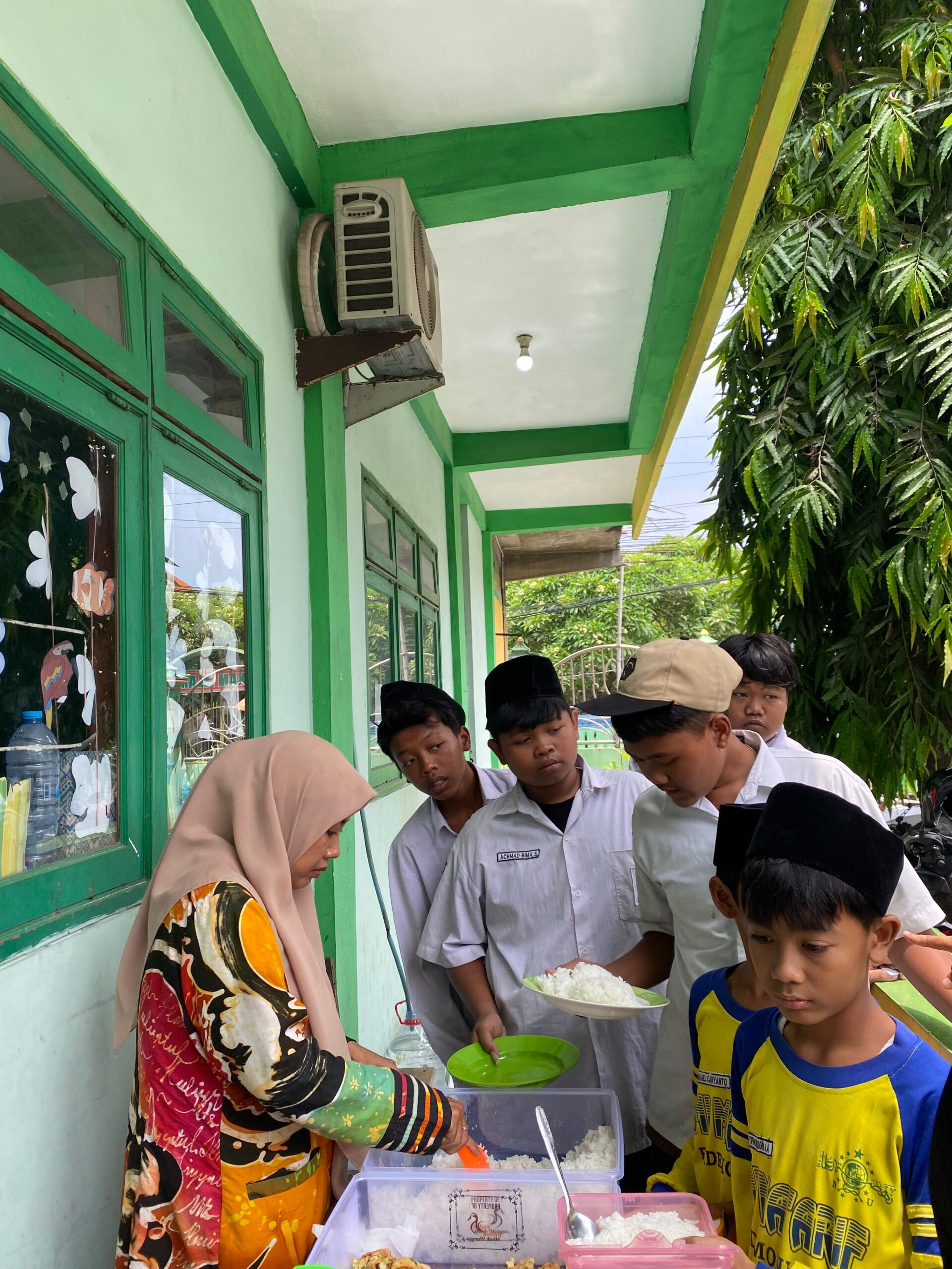 WhatsApp Image 2025-11-04 at 12.38.00(1) WhatsApp Image 2025-11-04 at 12.38.00(1)