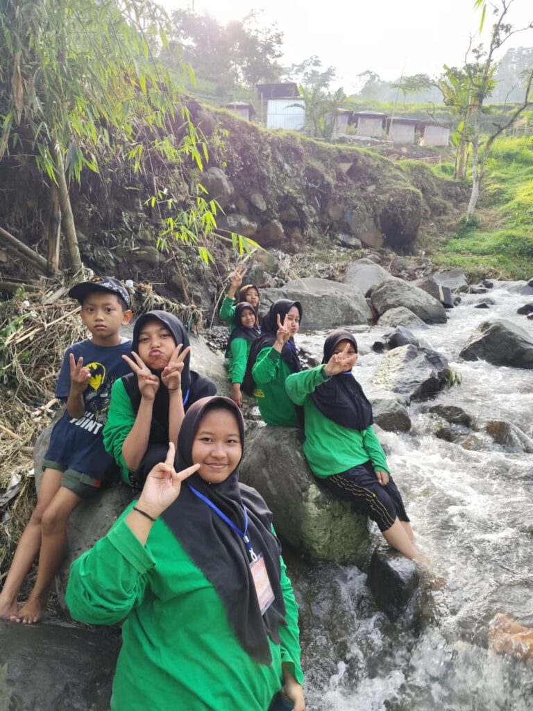 WhatsApp Image 2025-11-26 at 07.00.22 WhatsApp Image 2025-11-26 at 07.00.22